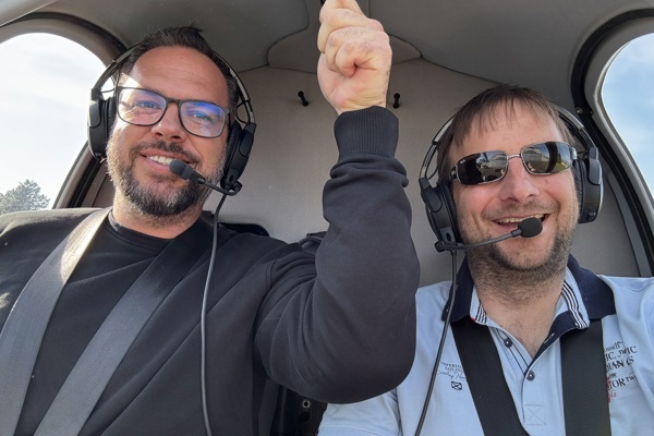Another 2 pilots with PPL(H) at Lionheli.aero