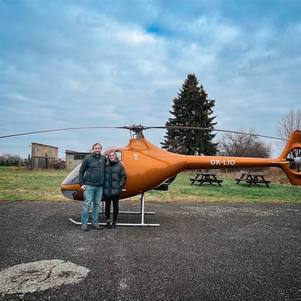 První instruktora létání na vrtulnících